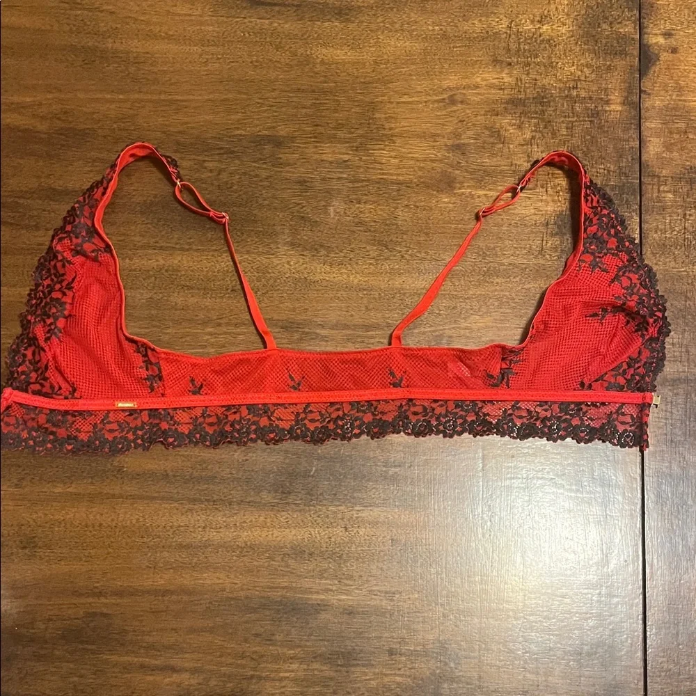 La Vie En Rose Semi-Sheer Red and Black Lace Bralette - Picture 8 of 10